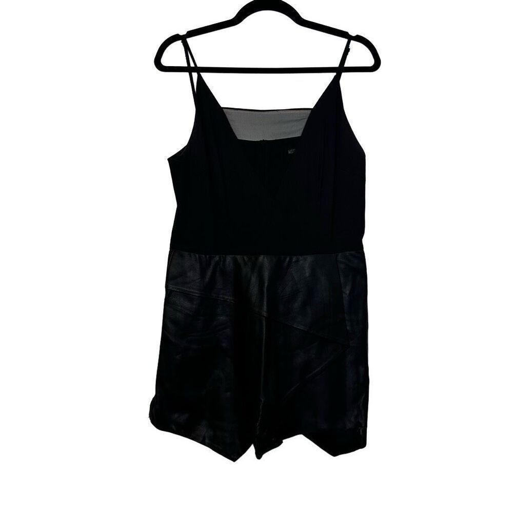 Missguided V-Neck spaghetti Strap Mixed Media Romper Shorts Black Size 10